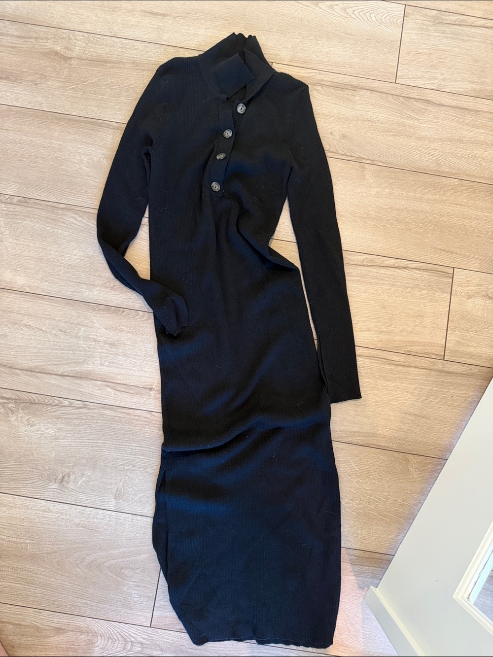 H&M Black Long-Sleeve Ribbed Button-Front Knit Midi Dress